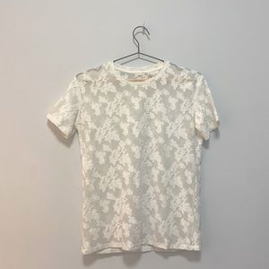 Wilfred lace T